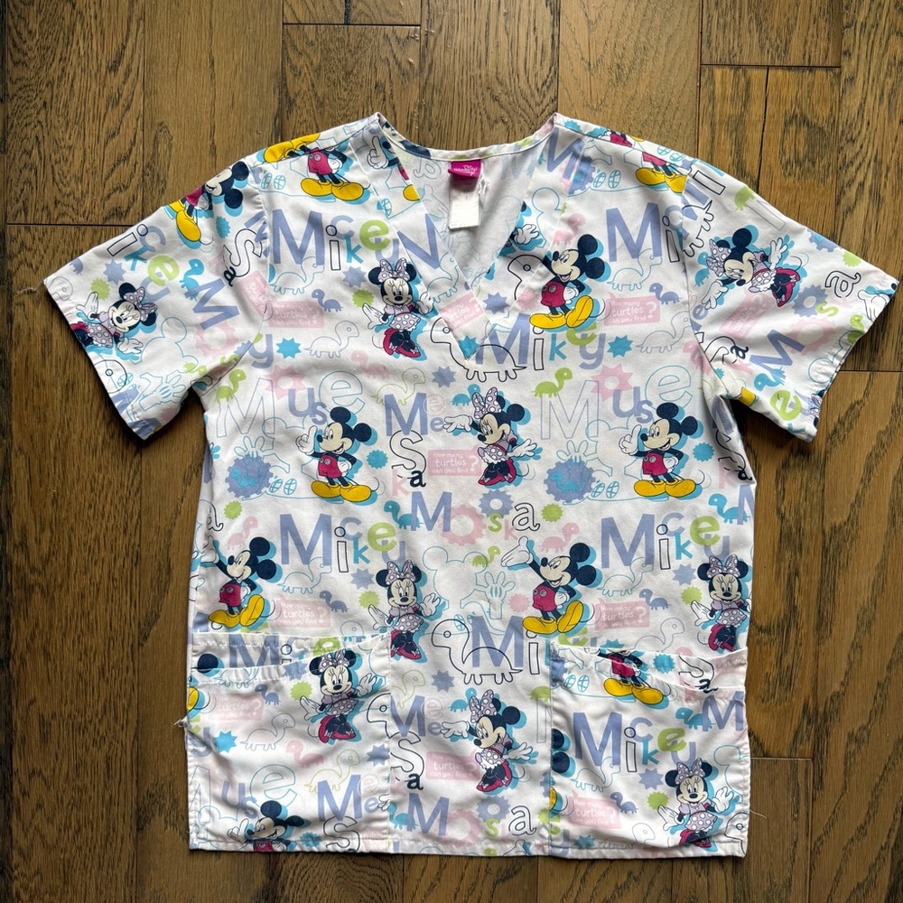 Disney Mickey & Minnie Mouse Nursing Scrub Top Women's Sz Small Healthcare
